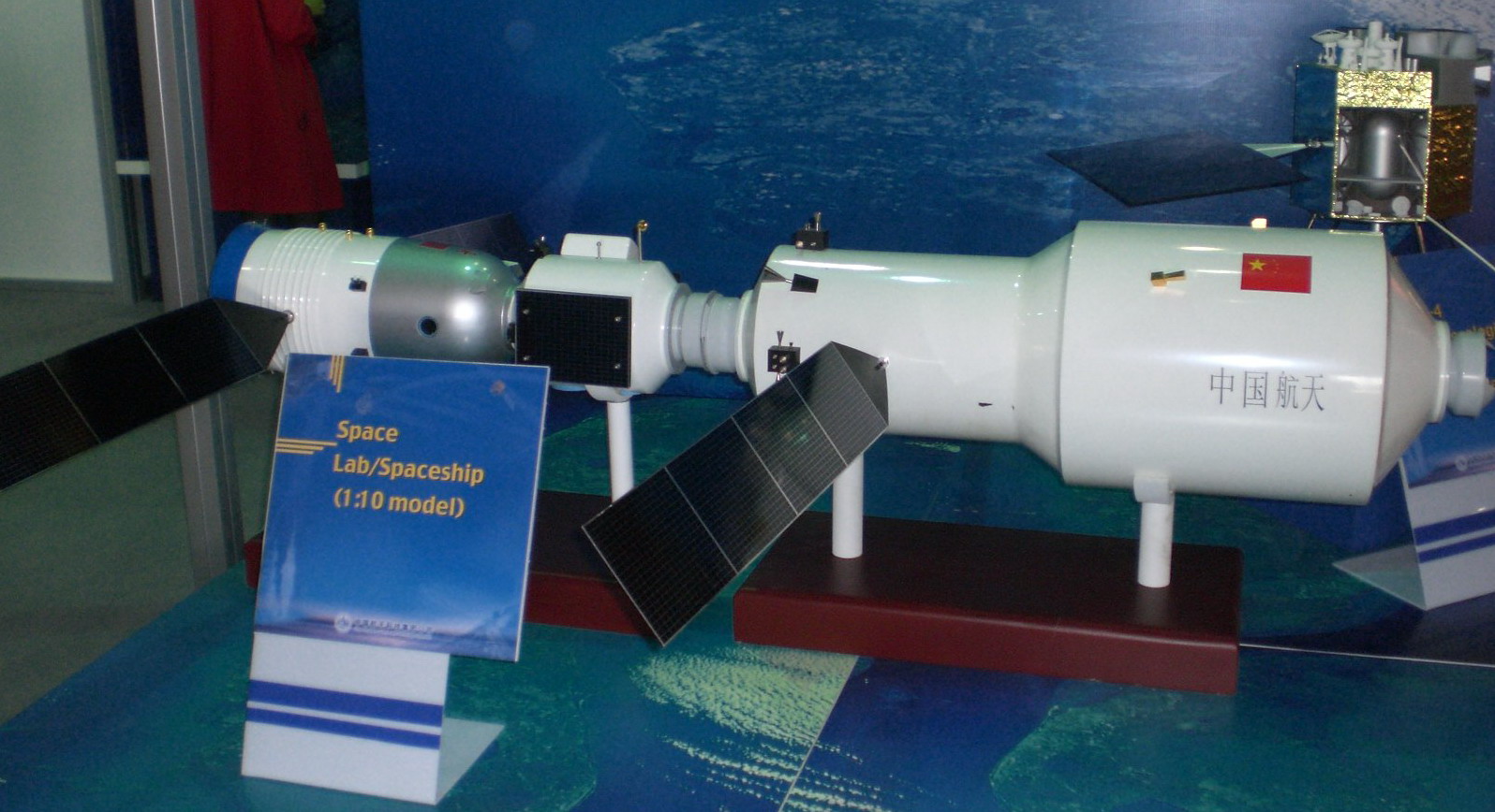 tiangong_2_space_laboratory_model